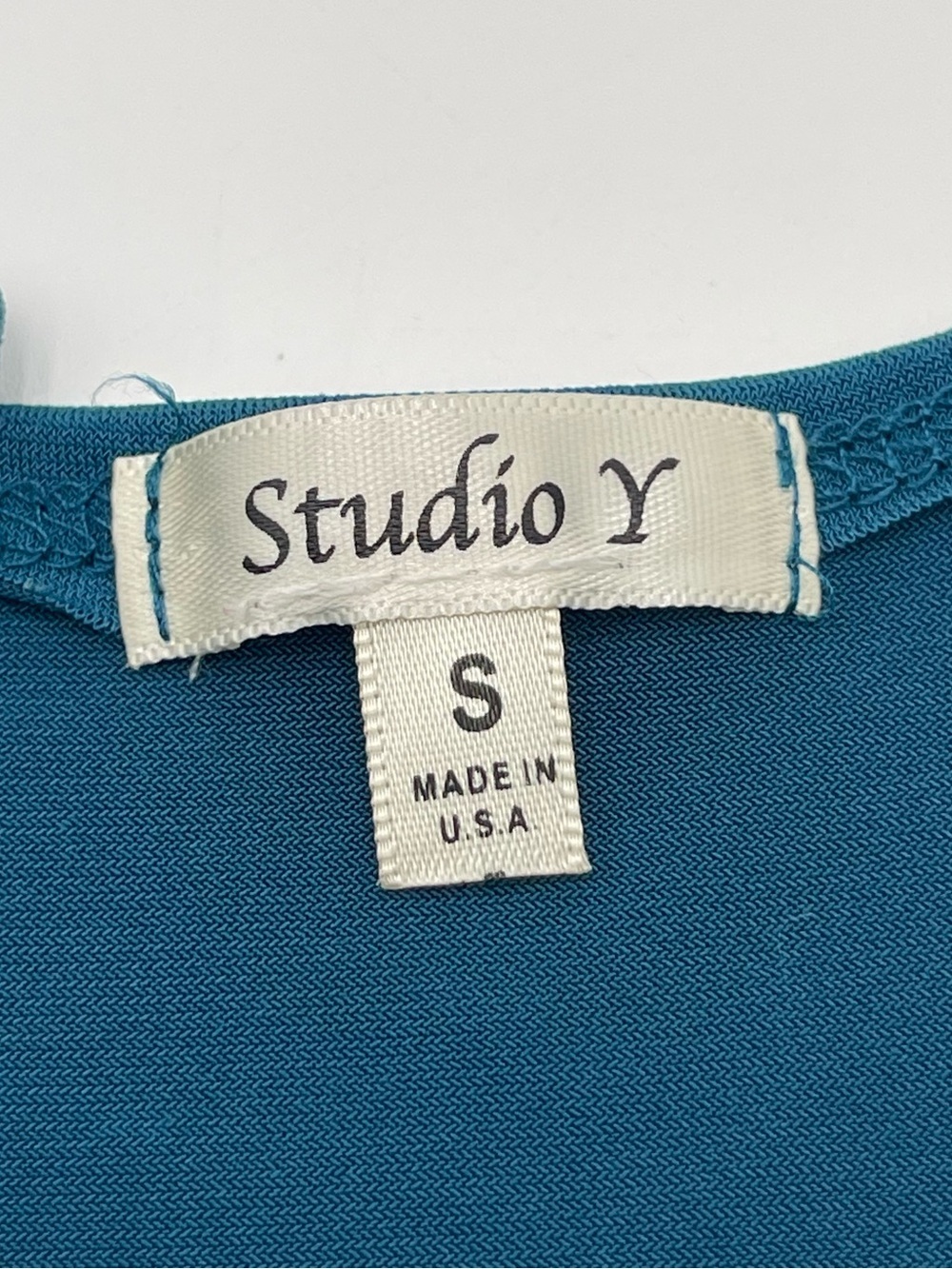 Y2K Studio Y Plunging V-Neck Sleeveless Top Or Dress Medallion Slinky - Picture 8 of 12
